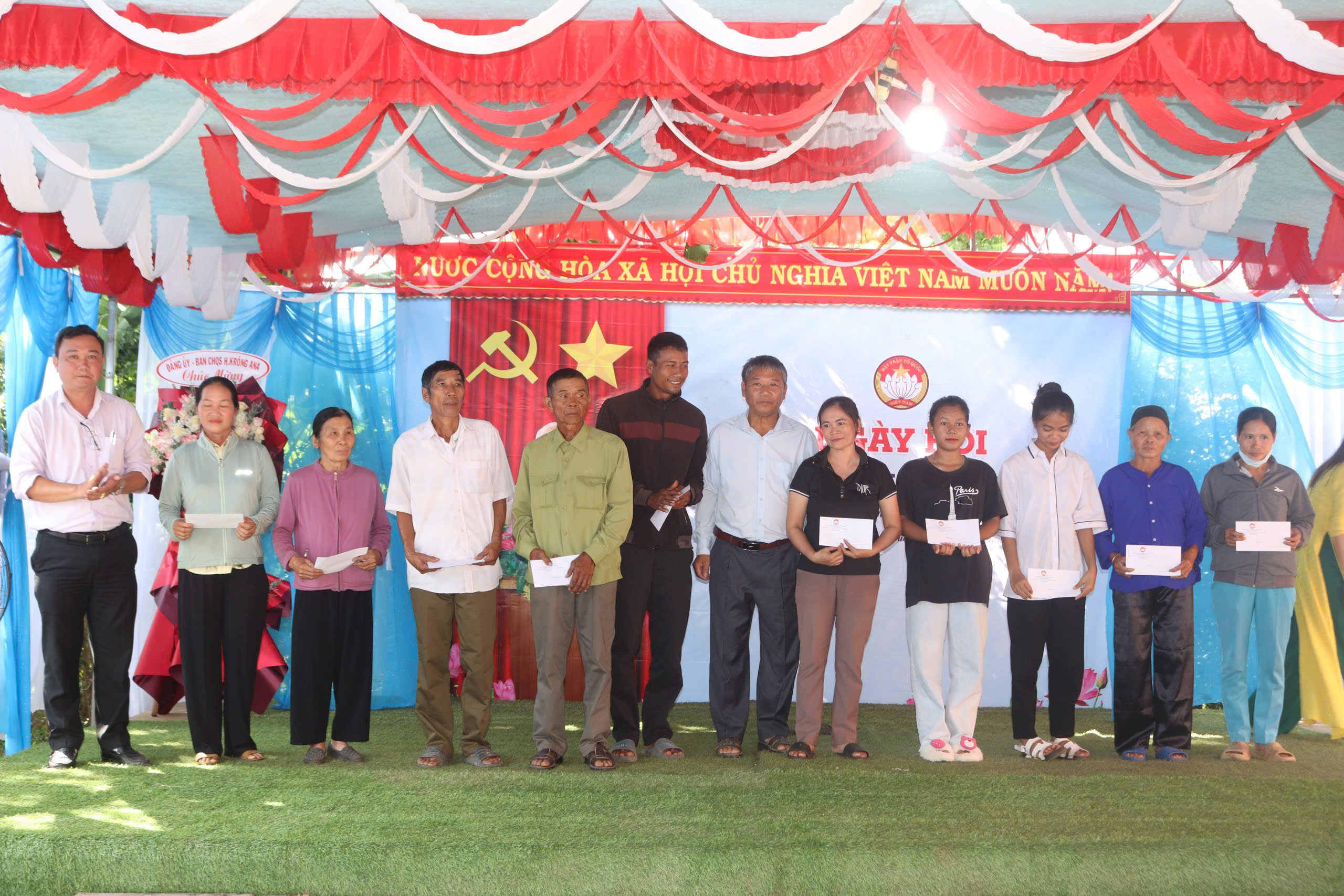 Ngày hội Đại đoàn kết toàn dân tộc liên khu dân cư buôn Dur 1 và thôn Buôn Dur 2, xã Dur Kmăl, huyện Krông Ana