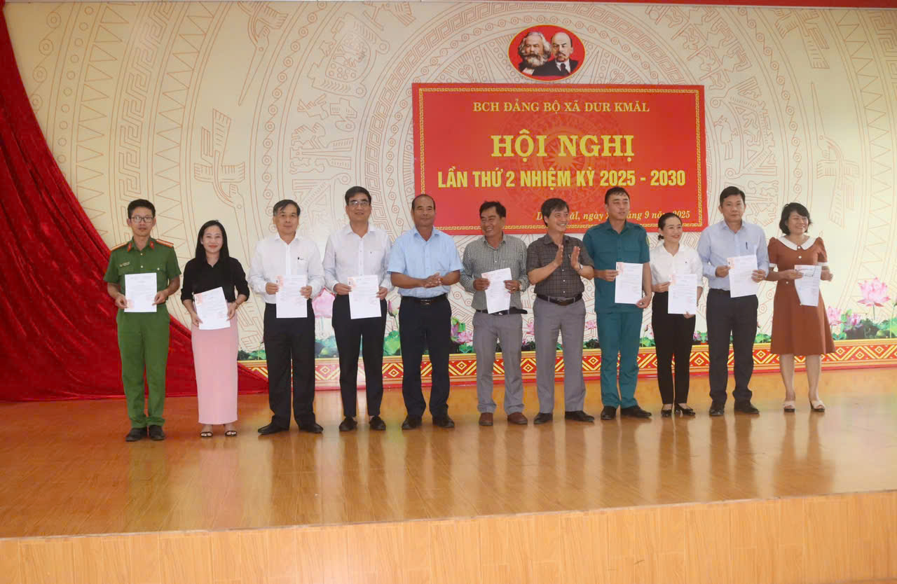 z7051333704097_29a15216d484cbe9fd68e1a8a8cd8dcb