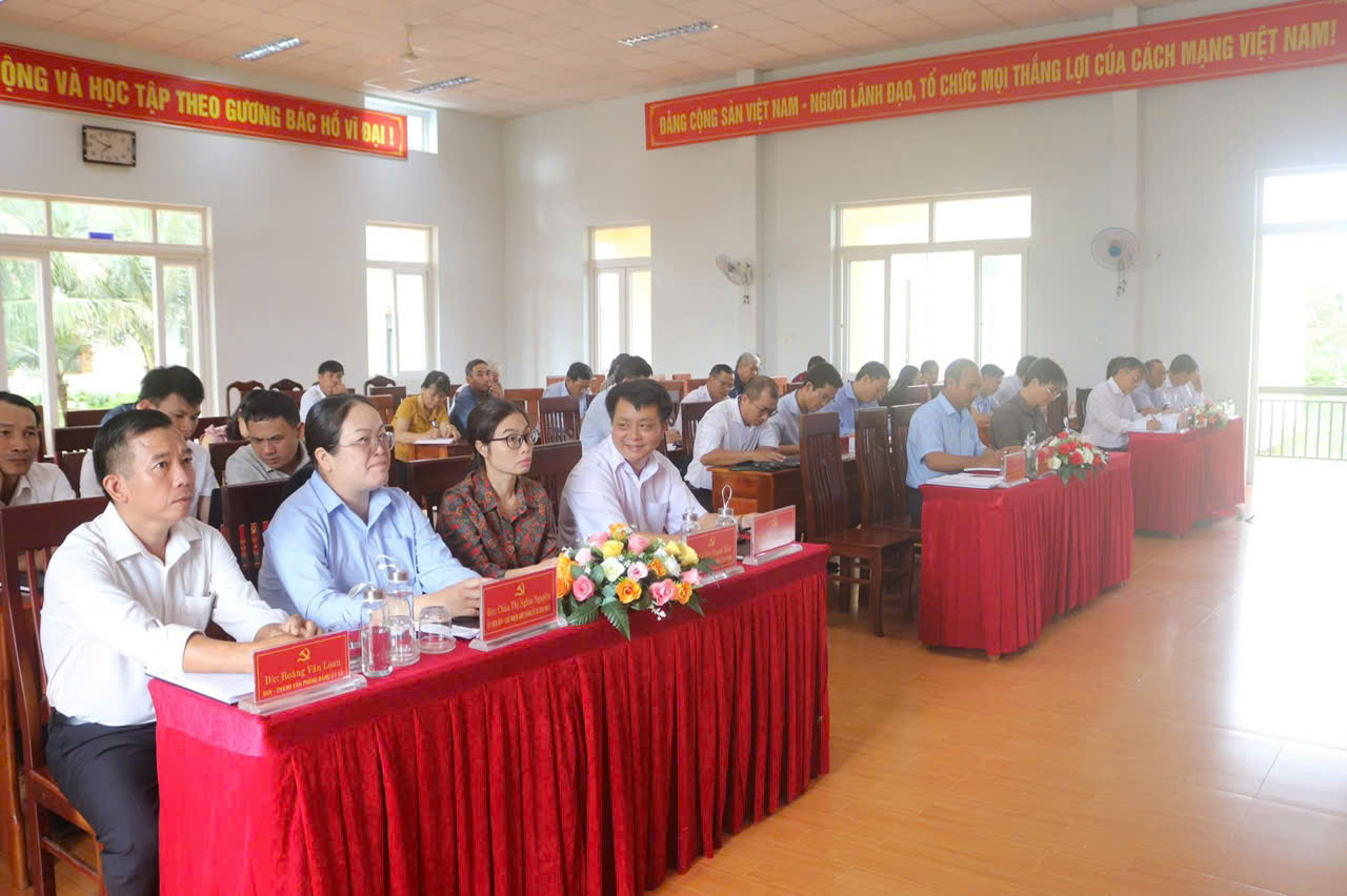 Đảng ủy xã Dur Kmăl tổ chức Hội nghị lần thứ hai, nhiệm kỳ 2025-2030